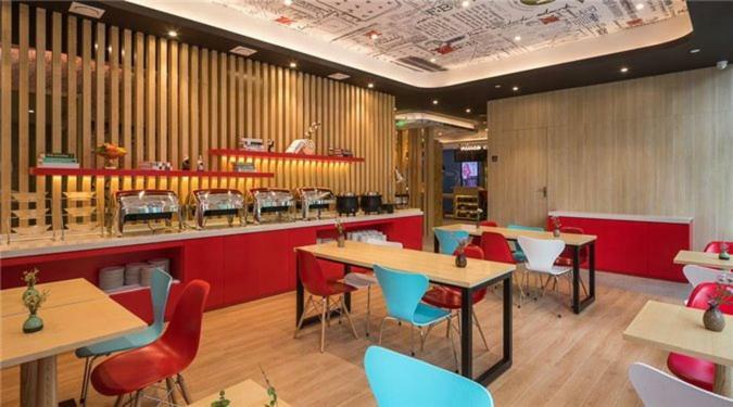 Ibis Urumqi Weixing Square Hotel Buitenkant foto